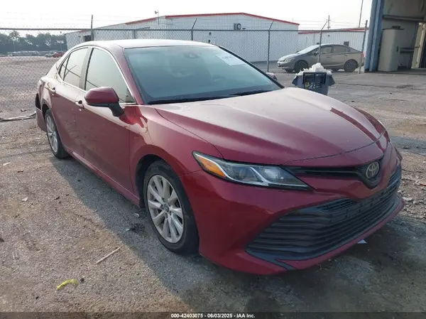 4T1C11AK8LU314083 2020 TOYOTA CAMRY - Image 1