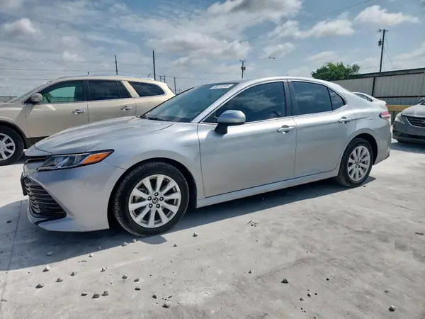 4T1C11AK8LU328789 2020 TOYOTA CAMRY - Image 1