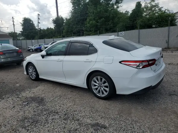 4T1C11AK8LU332647 2020 TOYOTA CAMRY - Image 2