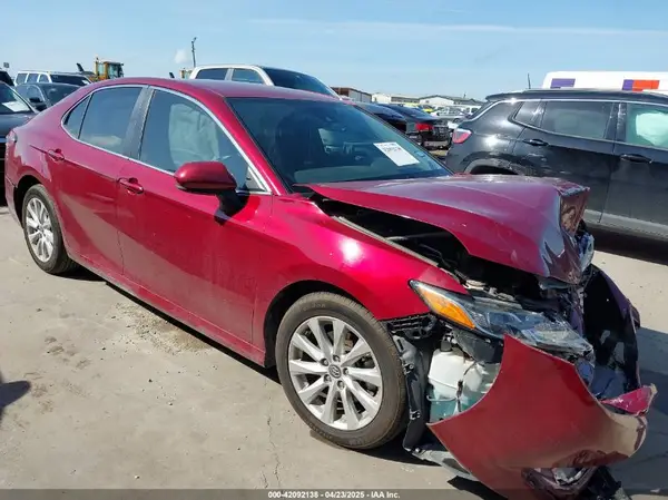 4T1C11AK8LU337931 2020 TOYOTA CAMRY - Image 1
