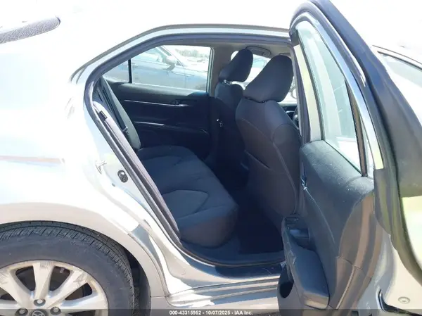 4T1C11AK8LU344233 2020 TOYOTA CAMRY - Image 8