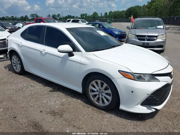 4T1C11AK8LU344622 2020 TOYOTA CAMRY - Image 1