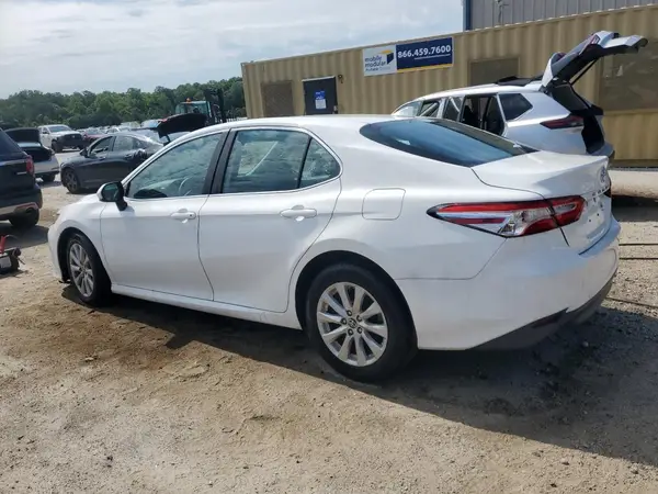 4T1C11AK8LU357452 2020 TOYOTA CAMRY - Image 2