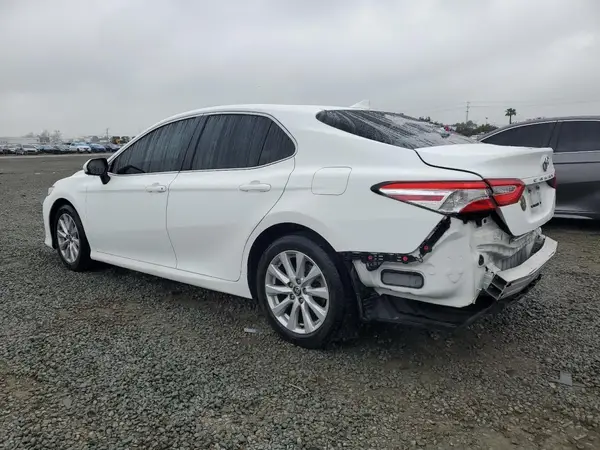 4T1C11AK8LU361548 2020 TOYOTA CAMRY - Image 2