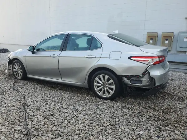 4T1C11AK8LU362862 2020 TOYOTA CAMRY - Image 2