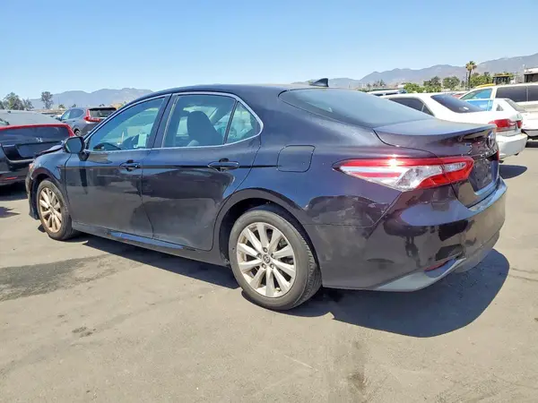 4T1C11AK8LU363297 2020 TOYOTA CAMRY - Image 2