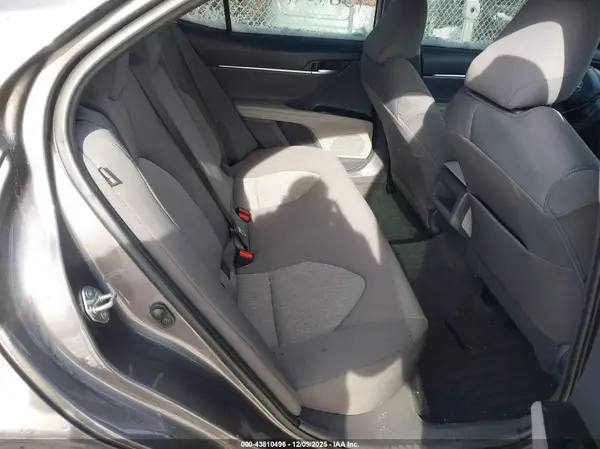 4T1C11AK8LU369729 2020 TOYOTA CAMRY - Image 8