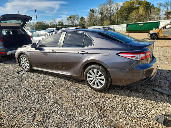 4T1C11AK8LU383551 2020 TOYOTA CAMRY - Image 2