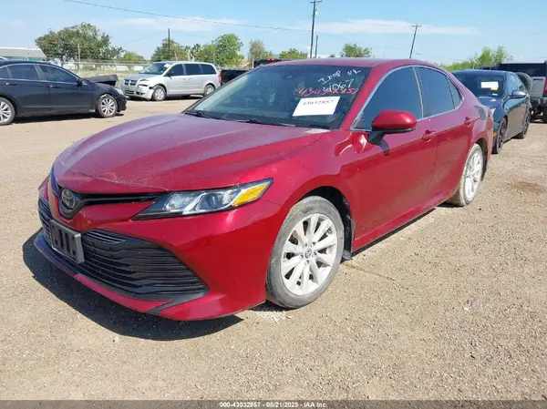 4T1C11AK8LU384067 2020 TOYOTA CAMRY - Image 2