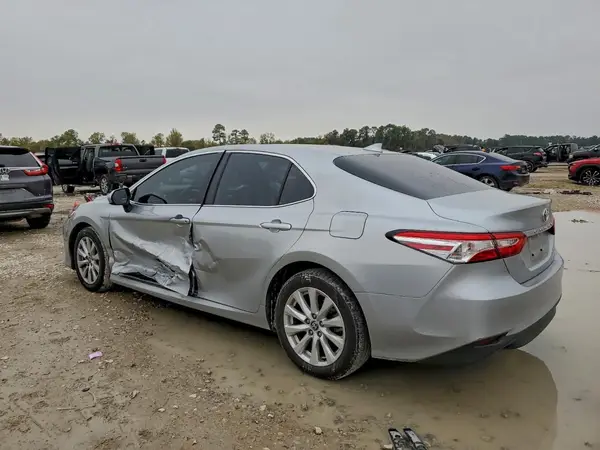 4T1C11AK8LU398213 2020 TOYOTA CAMRY - Image 2