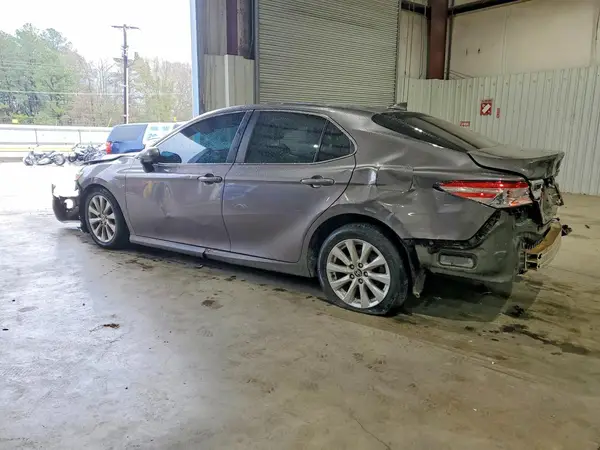 4T1C11AK8LU399359 2020 TOYOTA CAMRY - Image 2