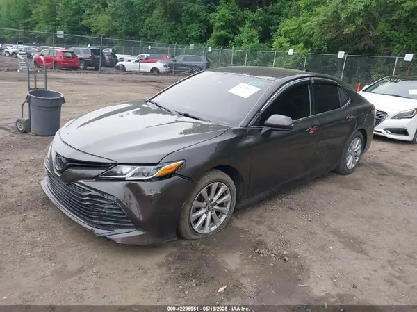 4T1C11AK8LU859684 2020 TOYOTA CAMRY - Image 2