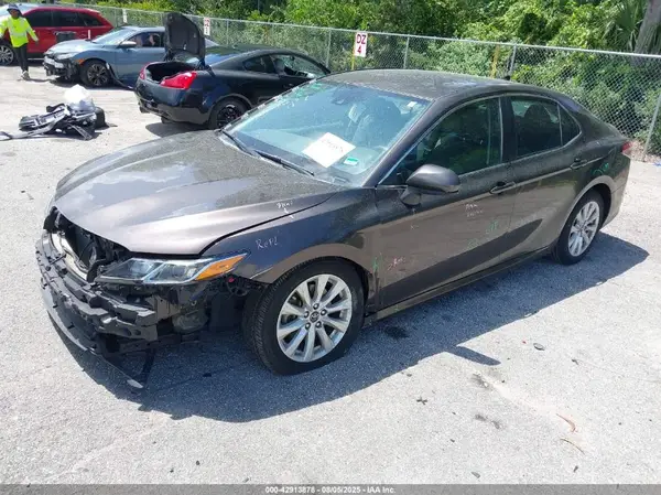 4T1C11AK8LU861497 2020 TOYOTA CAMRY - Image 2