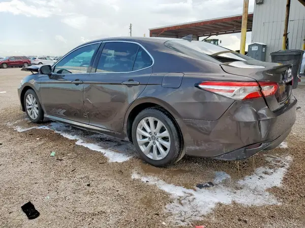 4T1C11AK8LU866120 2020 TOYOTA CAMRY - Image 2