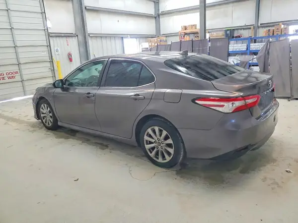 4T1C11AK8LU875092 2020 TOYOTA CAMRY - Image 2
