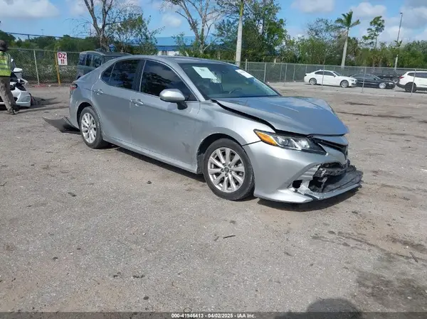 4T1C11AK8LU878879 2020 TOYOTA CAMRY - Image 1