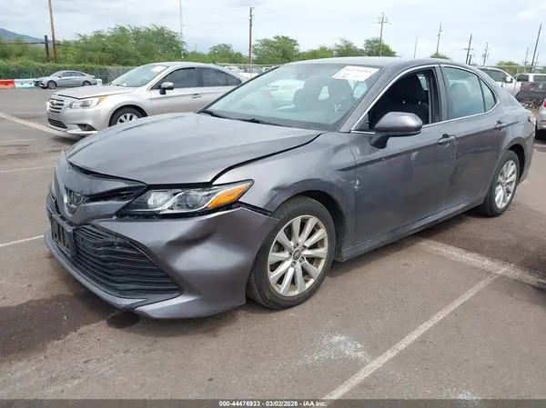 4T1C11AK8LU880776 2020 TOYOTA CAMRY - Image 2