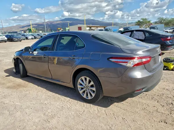 4T1C11AK8LU881605 2020 TOYOTA CAMRY - Image 2