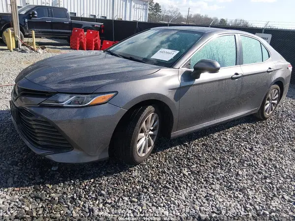 4T1C11AK8LU896640 2020 TOYOTA CAMRY - Image 2
