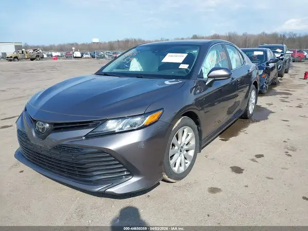 4T1C11AK8LU901755 2020 TOYOTA CAMRY - Image 2