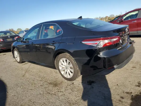 4T1C11AK8LU902792 2020 TOYOTA CAMRY - Image 2