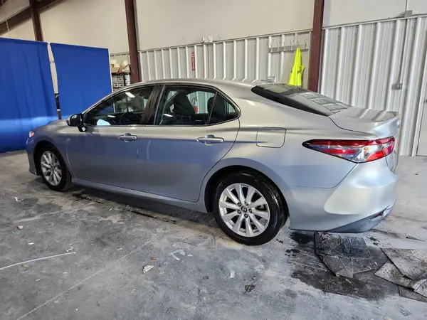 4T1C11AK8LU904249 2020 TOYOTA CAMRY - Image 2