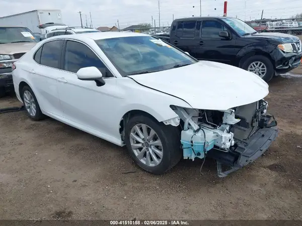 4T1C11AK8LU910763 2020 TOYOTA CAMRY - Image 1