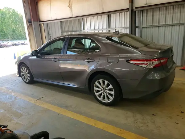4T1C11AK8LU919091 2020 TOYOTA CAMRY - Image 2