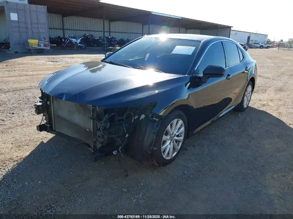 4T1C11AK8LU929703 2020 TOYOTA CAMRY - Image 2