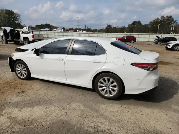 4T1C11AK8LU943651 2020 TOYOTA CAMRY - Image 2