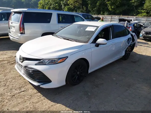 4T1C11AK8LU947084 2020 TOYOTA CAMRY - Image 2