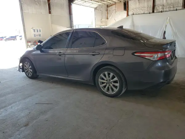 4T1C11AK8LU948705 2020 TOYOTA CAMRY - Image 2