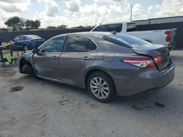 4T1C11AK8LU966203 2020 TOYOTA CAMRY - Image 2