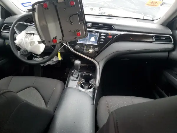 4T1C11AK8LU968095 2020 TOYOTA CAMRY - Image 8