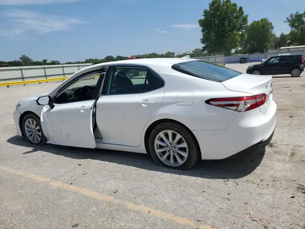 4T1C11AK8LU973779 2020 TOYOTA CAMRY - Image 2