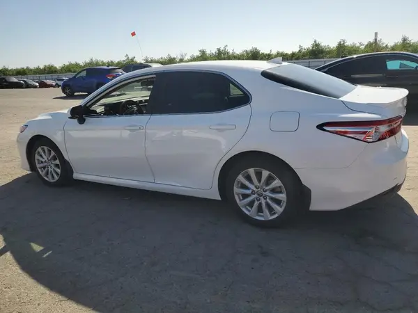 4T1C11AK8LU977430 2020 TOYOTA CAMRY - Image 2