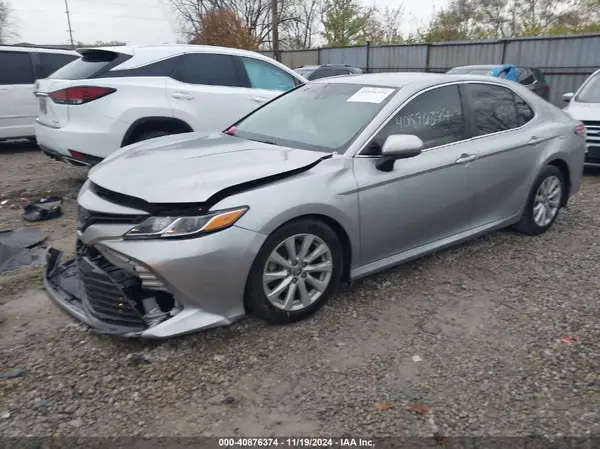 4T1C11AK8LU978450 2020 TOYOTA CAMRY - Image 2