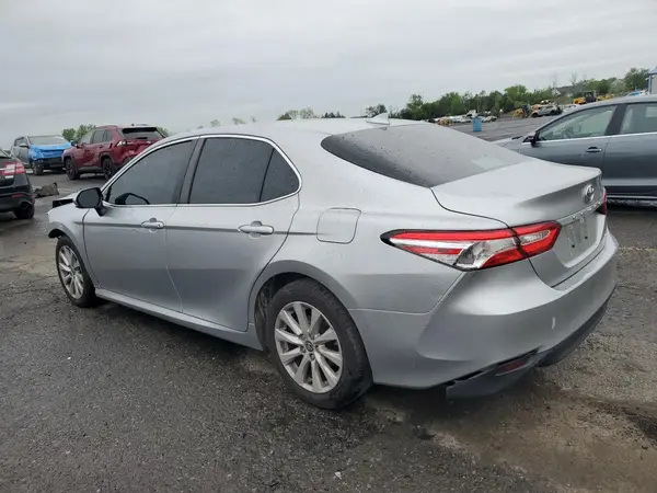 4T1C11AK8LU980201 2020 TOYOTA CAMRY - Image 2