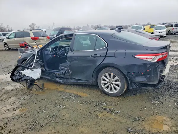 4T1C11AK8LU980943 2020 TOYOTA CAMRY - Image 2