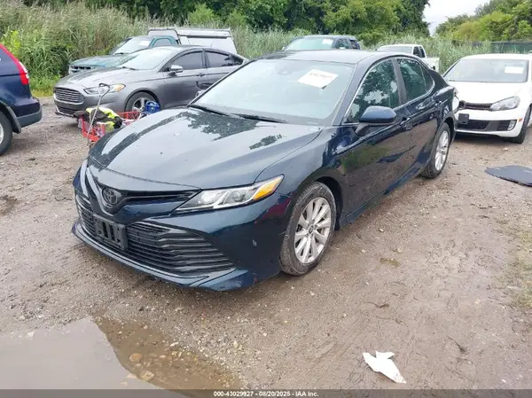 4T1C11AK8LU983129 2020 TOYOTA CAMRY - Image 2