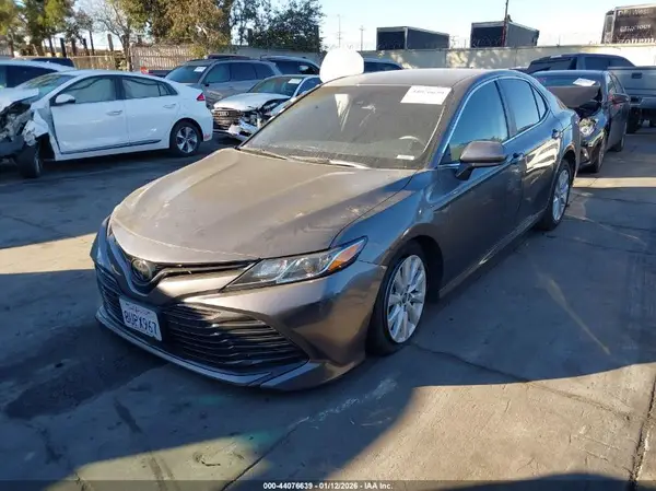 4T1C11AK8LU995166 2020 TOYOTA CAMRY - Image 2