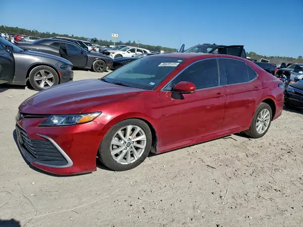 4T1C11AK8MU402505 2021 TOYOTA CAMRY - Image 1