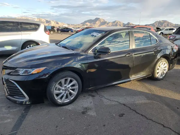 4T1C11AK8MU431955 2021 TOYOTA CAMRY - Image 1