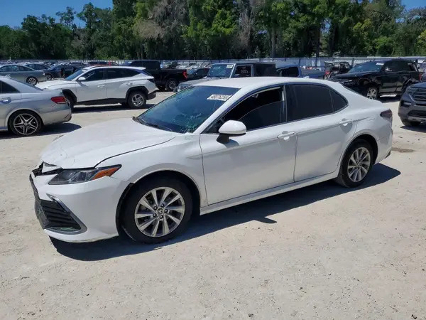 4T1C11AK8MU432183 2021 TOYOTA CAMRY - Image 1