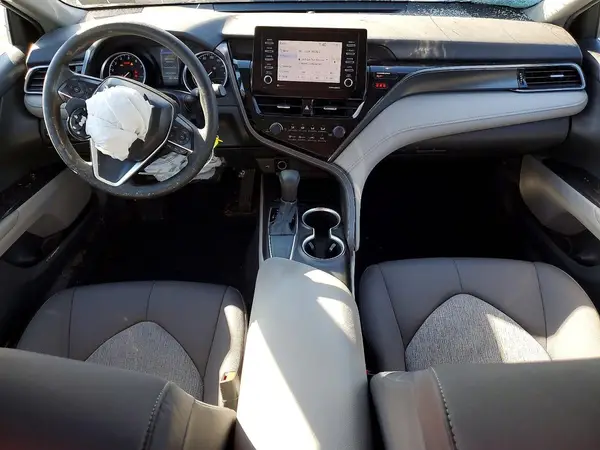 4T1C11AK8MU446262 2021 TOYOTA CAMRY - Image 8