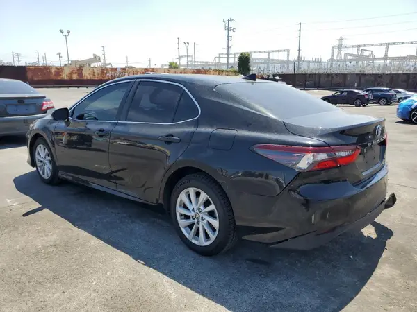 4T1C11AK8MU453874 2021 TOYOTA CAMRY - Image 2