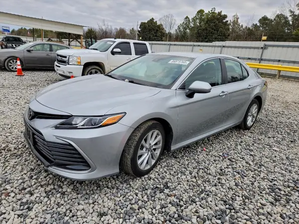 4T1C11AK8MU457410 2021 TOYOTA CAMRY - Image 1