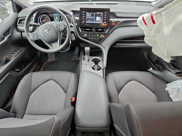 4T1C11AK8MU457410 2021 TOYOTA CAMRY - Image 8