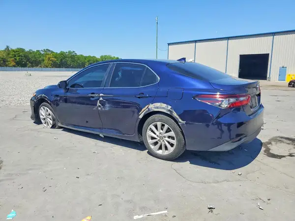 4T1C11AK8MU460565 2021 TOYOTA CAMRY - Image 2