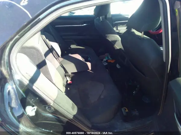 4T1C11AK8MU461005 2021 TOYOTA CAMRY - Image 8